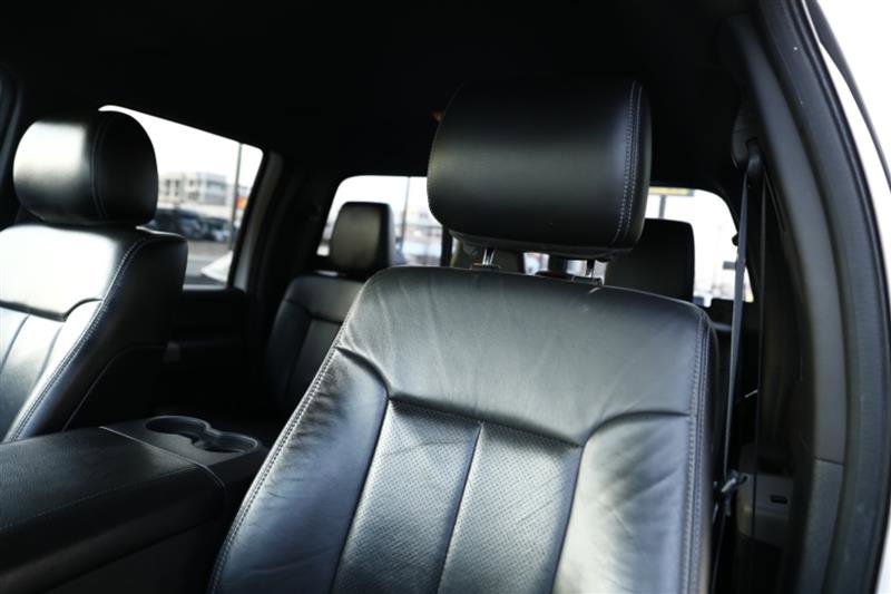 Used 2013 Ford F250 Lariat image 17