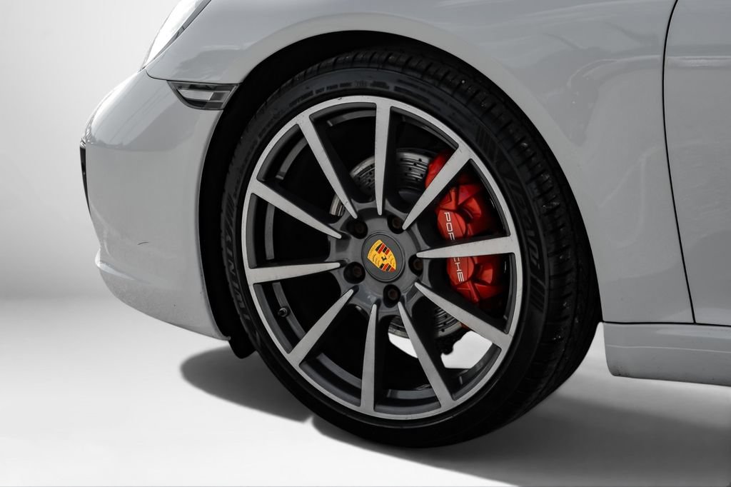 Used 2018 Porsche 911 Carrera RWD image 43