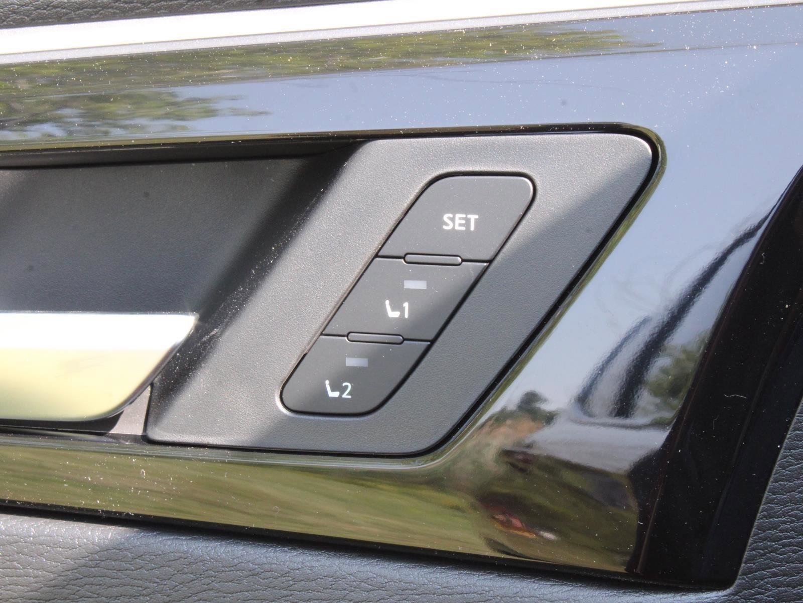 New 2025 Mitsubishi Outlander SEL image 23