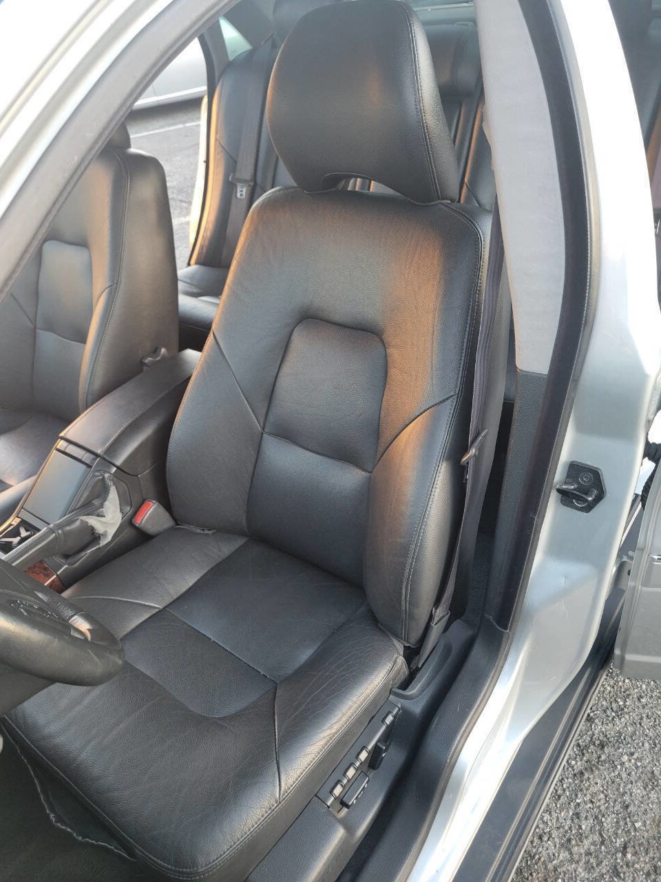 Used 2004 Volvo S80 2.9 image 13