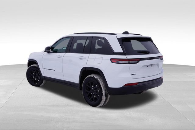 New 2026 Jeep Grand Cherokee Laredo image 5