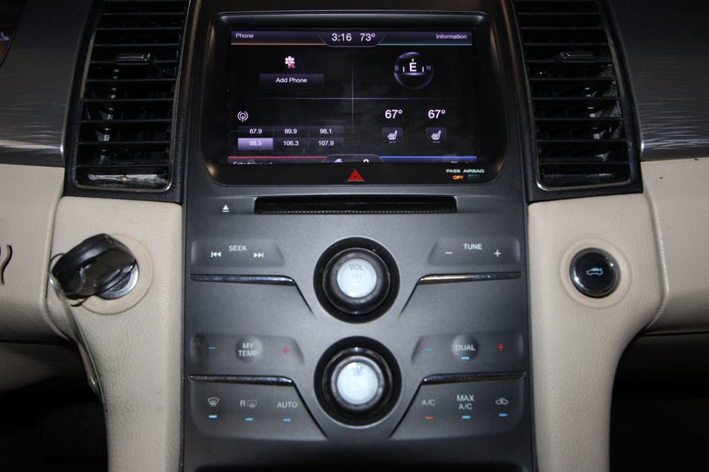 Used 2013 Ford Taurus SEL FWD image 12