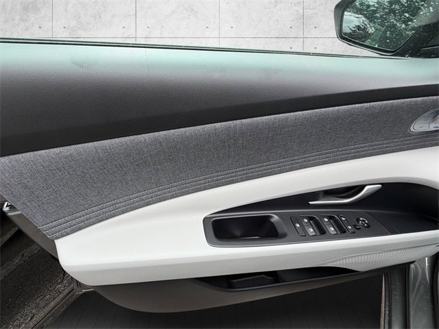 New 2026 Hyundai Elantra Limited image 6