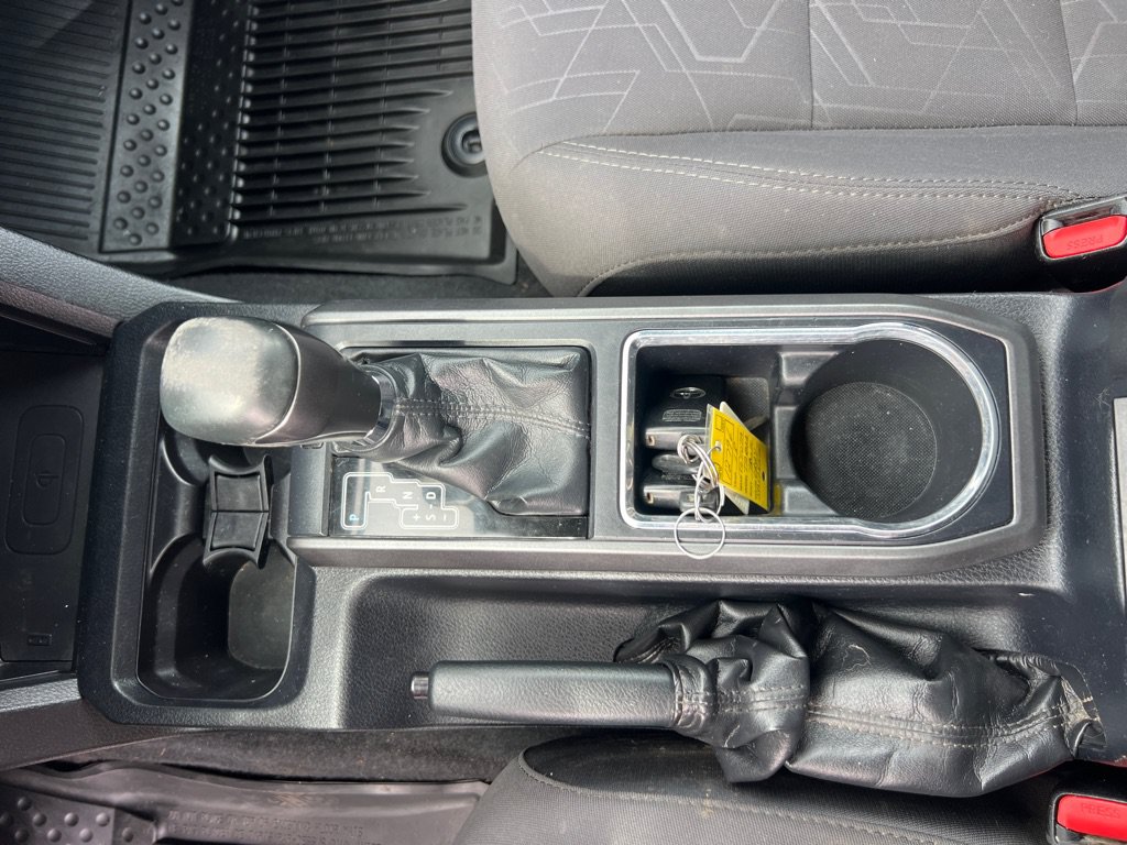 Used 2018 Toyota Tacoma TRD Sport AWD/4WD image 21