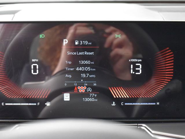 Certified 2025 Kia Sorento LX image 18