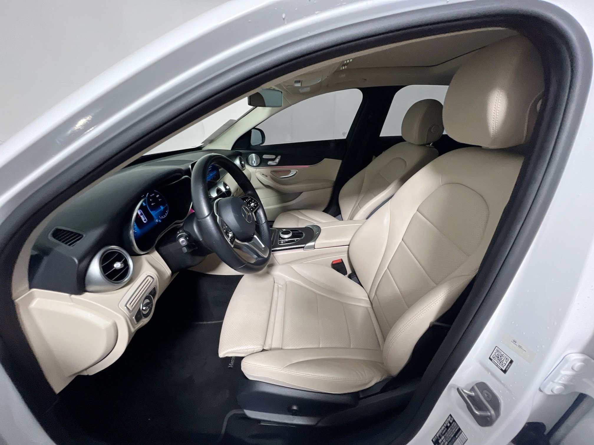 Used 2021 Mercedes-Benz C 300 Sedan image 14