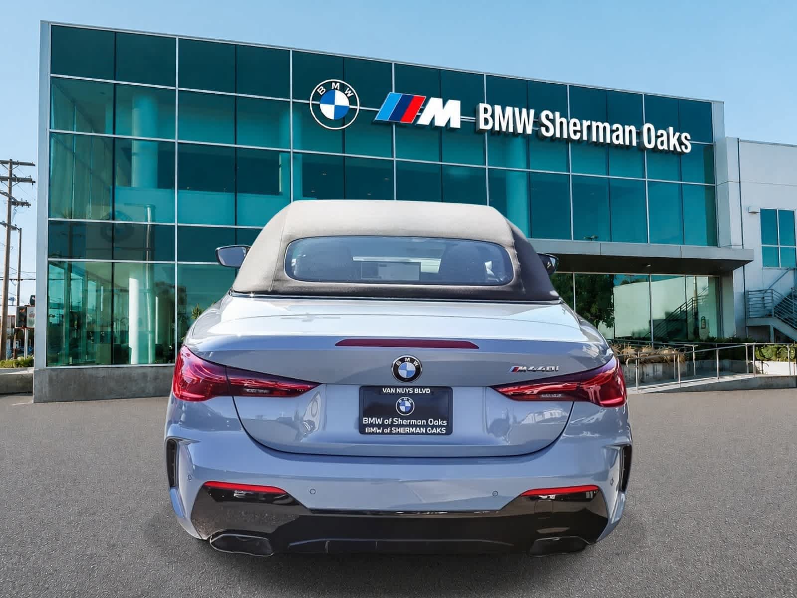 New 2026 BMW M440i Convertible w/ Premium Package RWD image 5