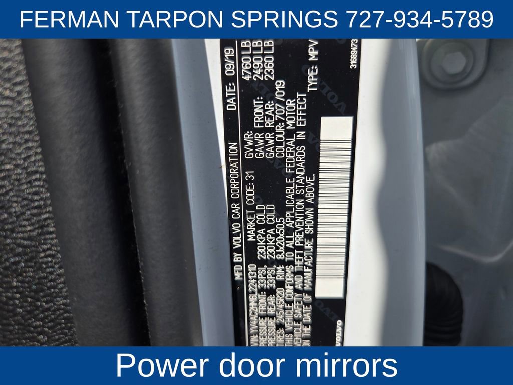 Used 2020 Volvo XC40 T4 R-Design w/ Protection Package Premier image 22