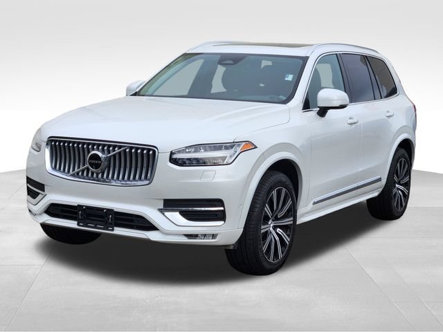 Used 2024 Volvo XC90 B5 Plus AWD/4WD image 4