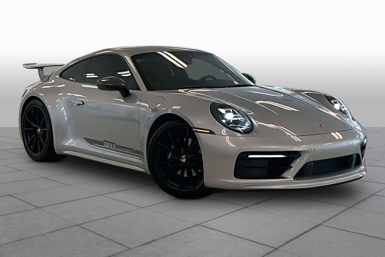 Used 2024 Porsche 911 Carrera T RWD image 2