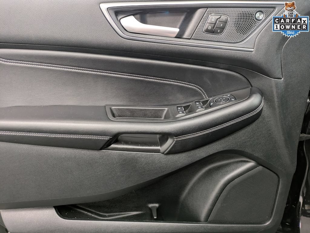 Certified 2023 Ford Edge Titanium AWD/4WD image 10