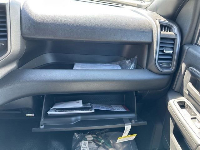 New 2024 RAM 3500 Tradesman image 25