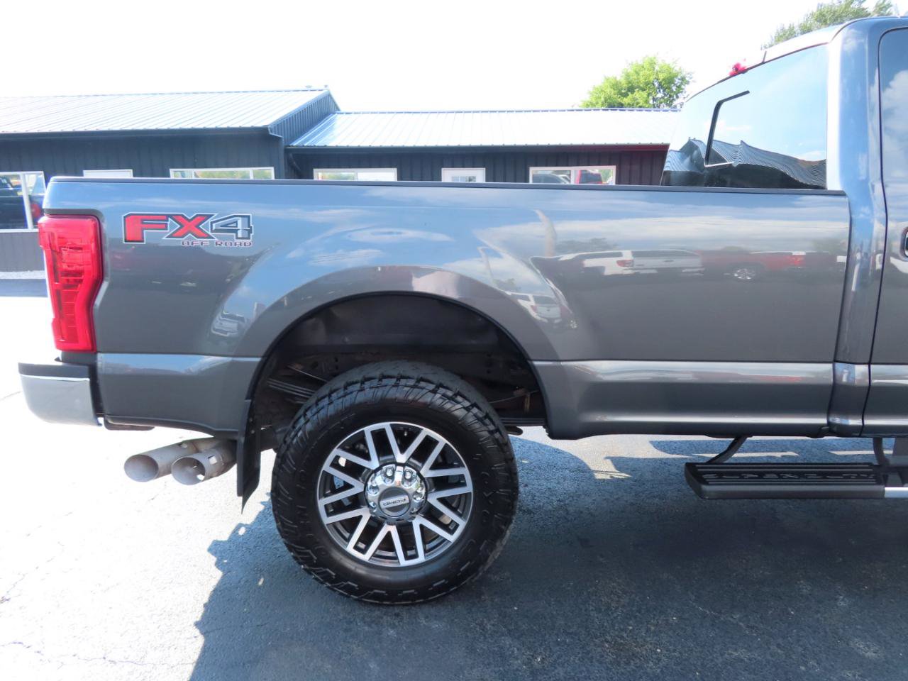 Used 2019 Ford F350 Lariat w/ Lariat Value Package AWD/4WD image 22