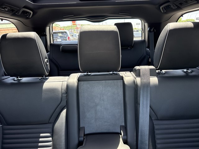 Used 2020 Land Rover Discovery HSE AWD/4WD image 19