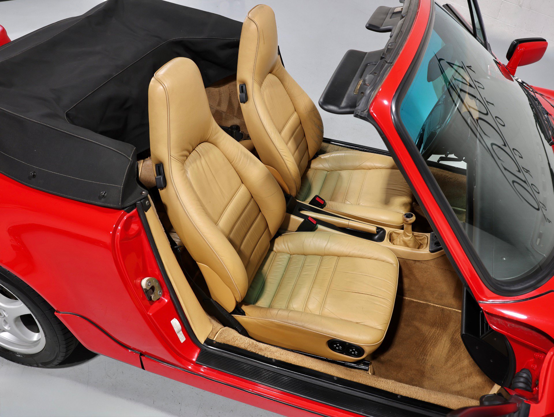 Used 1990 Porsche 911 Carrera image 4