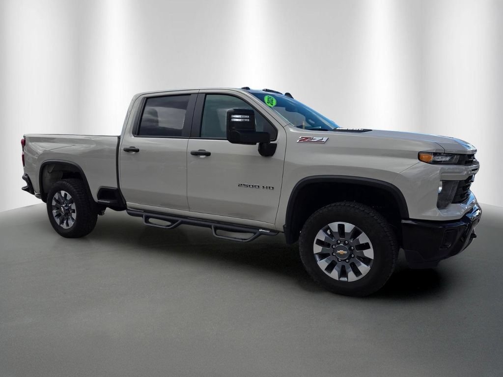 Used 2026 Chevrolet Silverado 2500 Custom w/ Custom Value Package AWD/4WD image 2