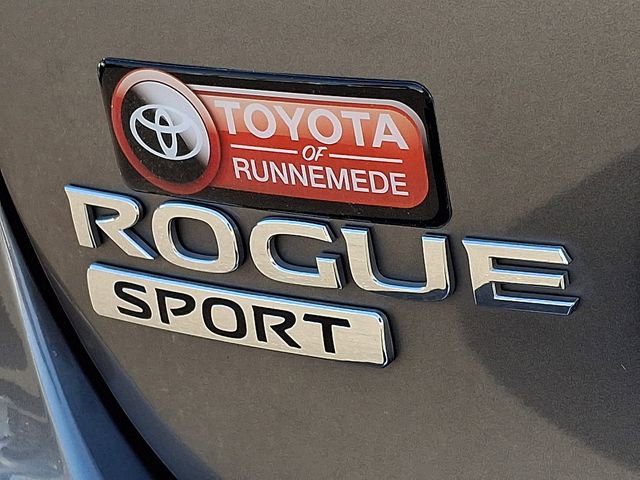 Used 2020 Nissan Rogue Sport SV image 29