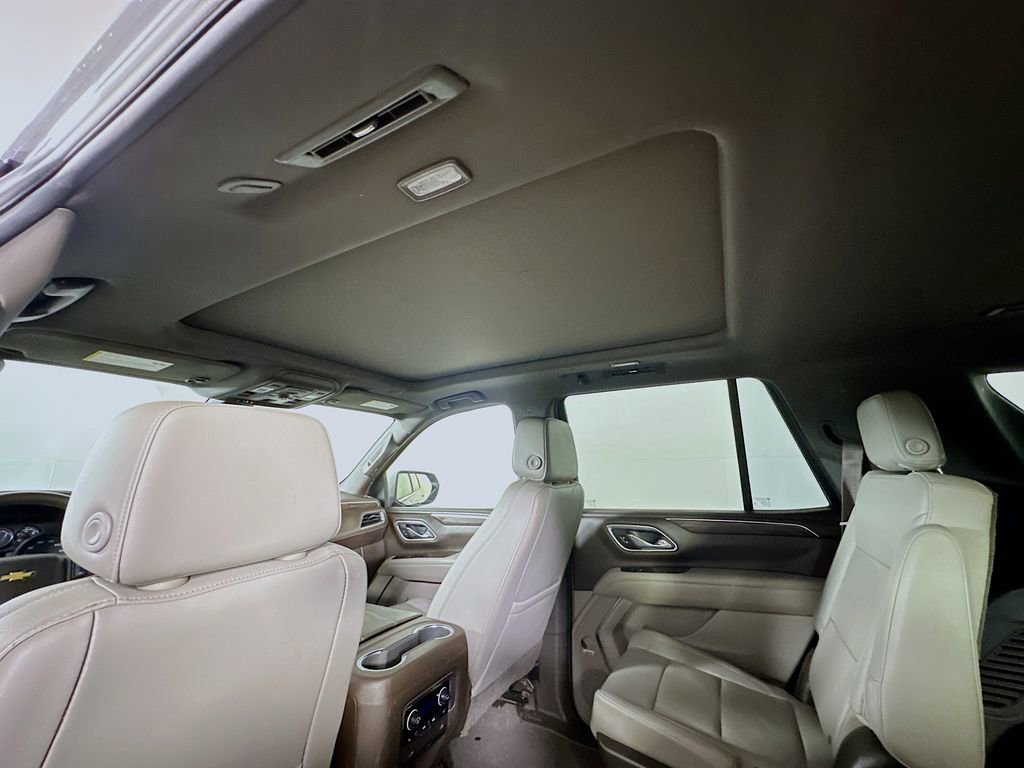 Used 2021 Chevrolet Tahoe LT w/ LT Signature Package RWD image 13