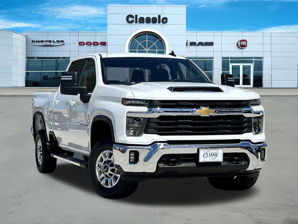 Used 2025 Chevrolet Silverado 2500 LT w/ Convenience Package AWD/4WD image 1