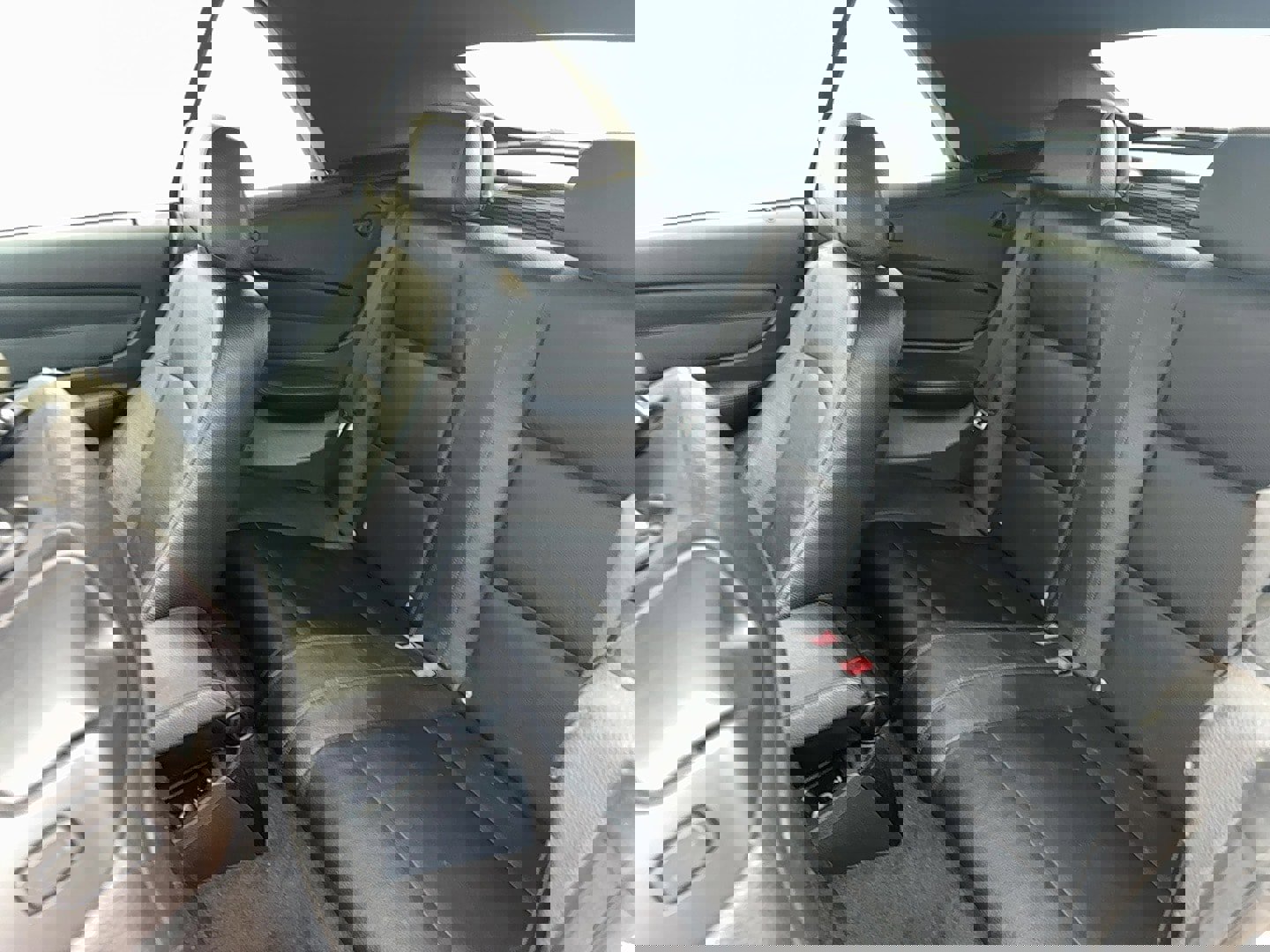 Used 2011 BMW 128i Convertible image 12