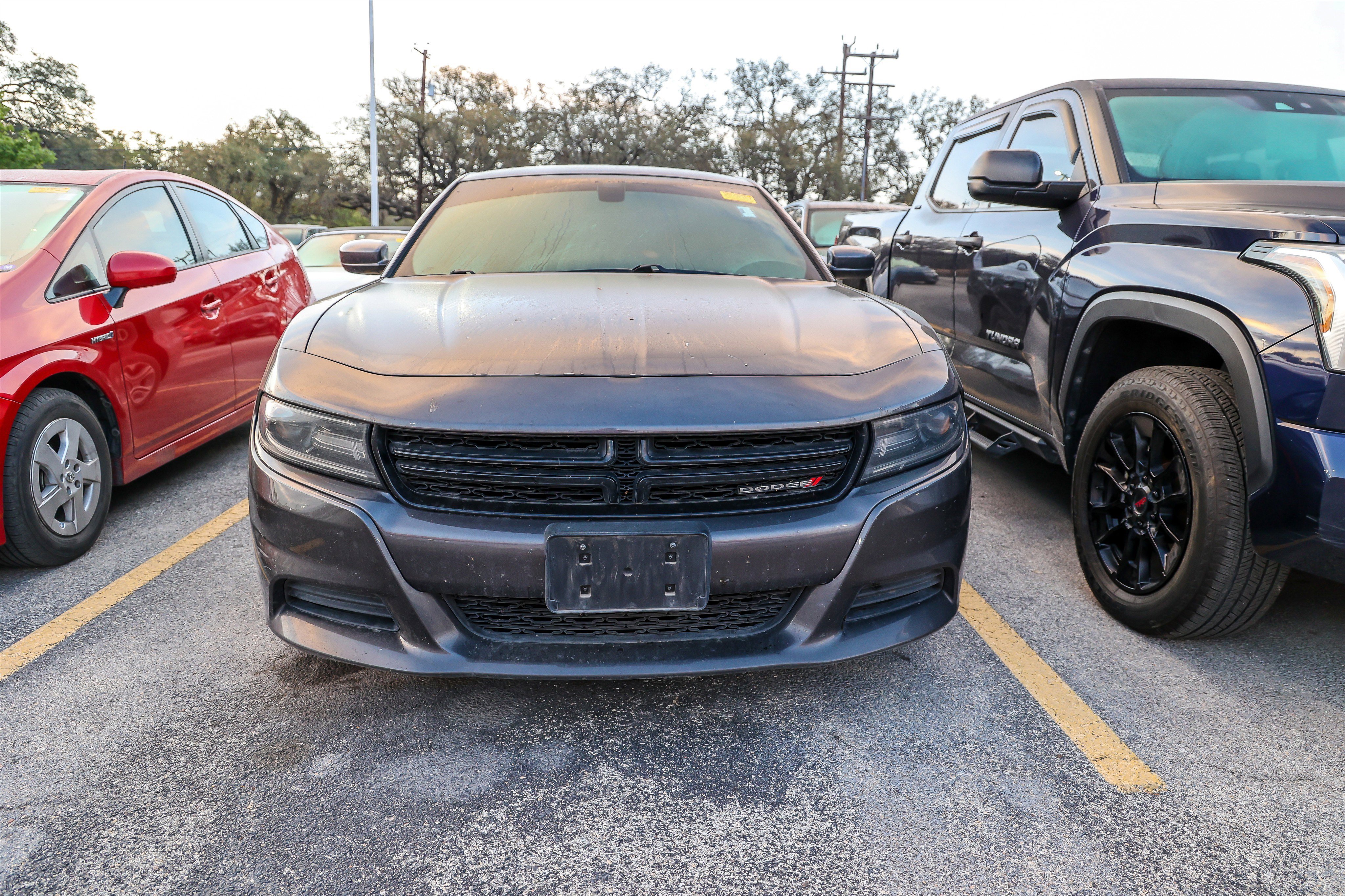 Used 2020 Dodge Charger SXT image 4
