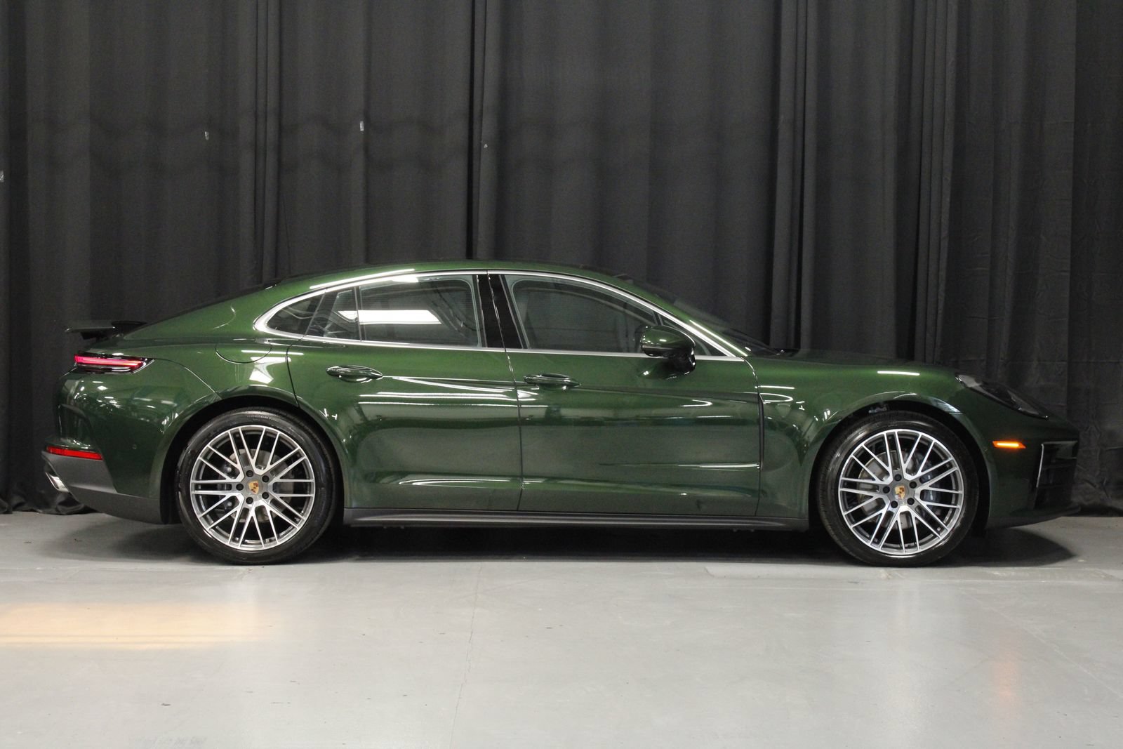 New 2026 Porsche Panamera 4 AWD/4WD image 6