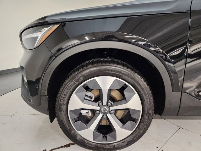 New 2026 Volvo XC40 B4 Plus w/ Protection Package Premier image 11