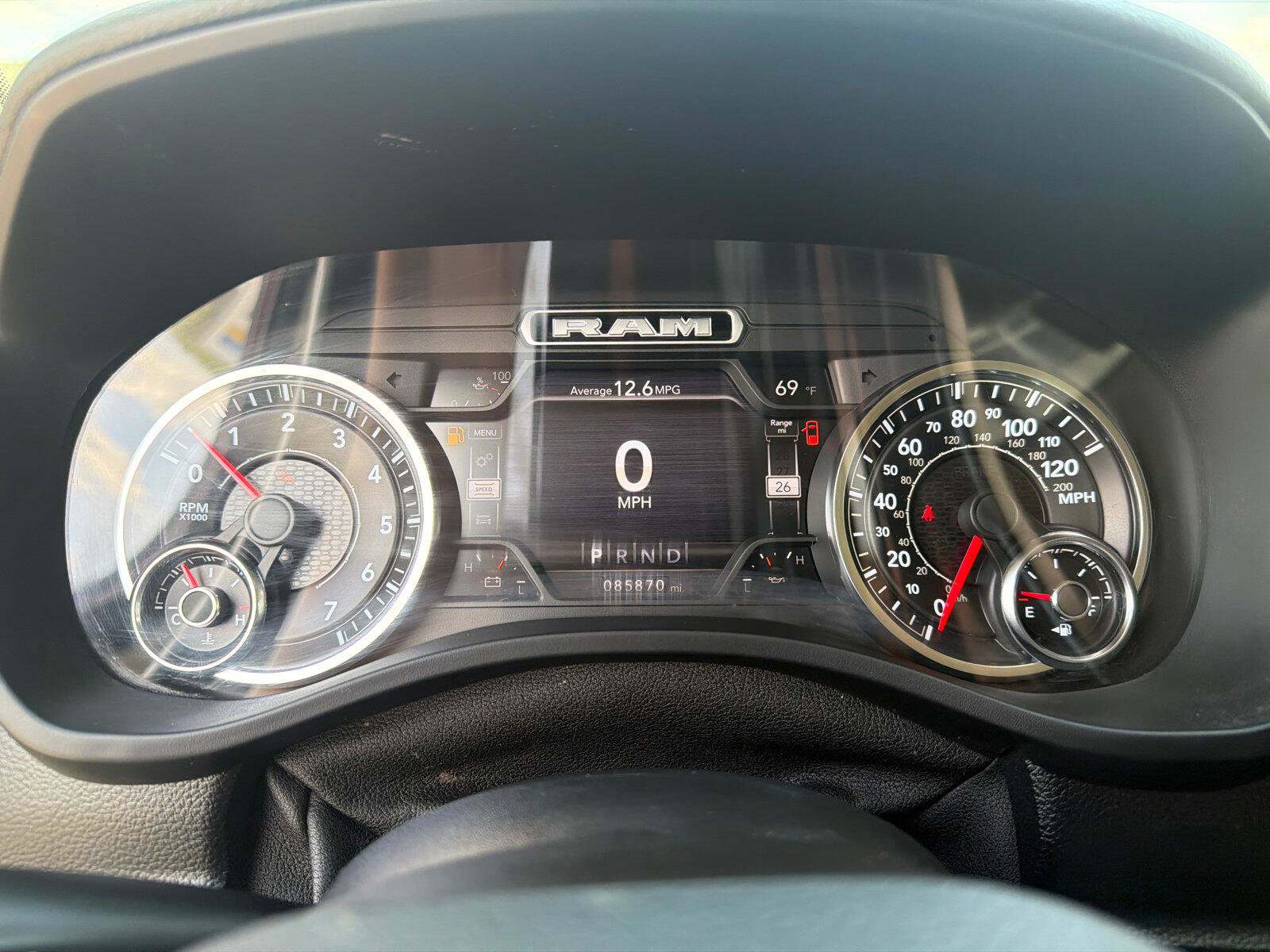 Used 2020 RAM 1500 Laramie AWD/4WD image 11