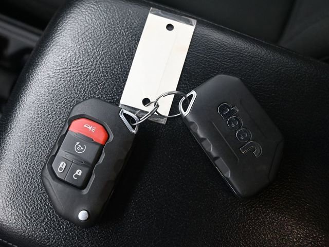 Used 2020 Jeep Wrangler Willys image 15