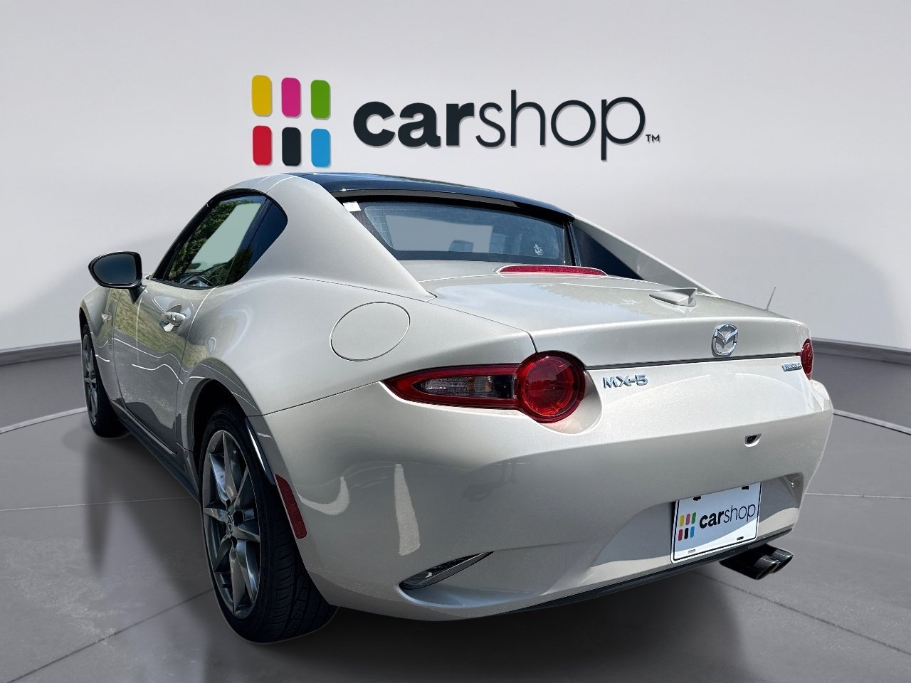 Used 2022 MAZDA MX-5 Miata RF Grand Touring RWD image 3