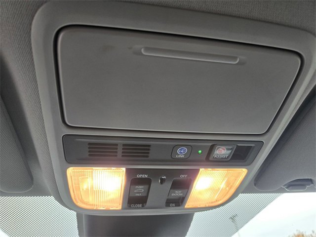 Used 2023 Honda Odyssey Elite image 21