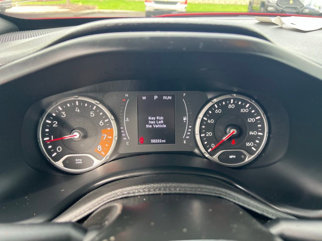 Used 2019 Jeep Renegade Latitude w/ Cold Weather Group AWD/4WD image 45