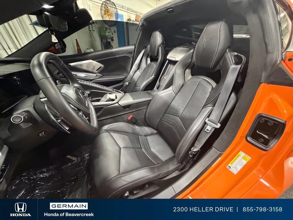 Used 2022 Chevrolet Corvette Stingray Premium Cpe w/ Z51 Performance Package RWD image 16