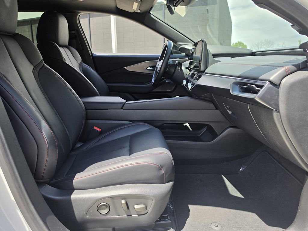 Used 2024 Acura ZDX A-Spec image 26