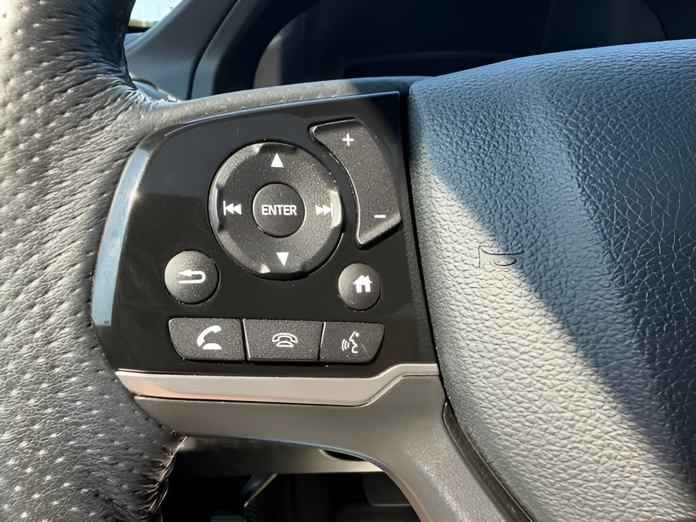 Used 2020 Honda Passport Elite image 13