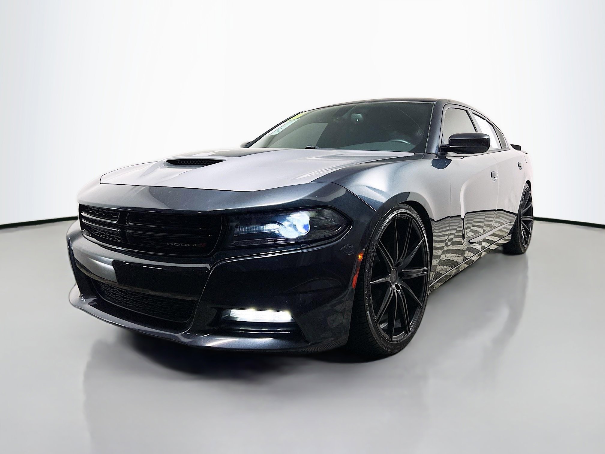 Used 2016 Dodge Charger R/T image 10
