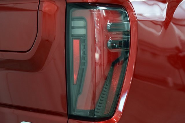 Used 2024 GMC Sierra 2500 AT4 w/ AT4 Premium Plus Package image 20