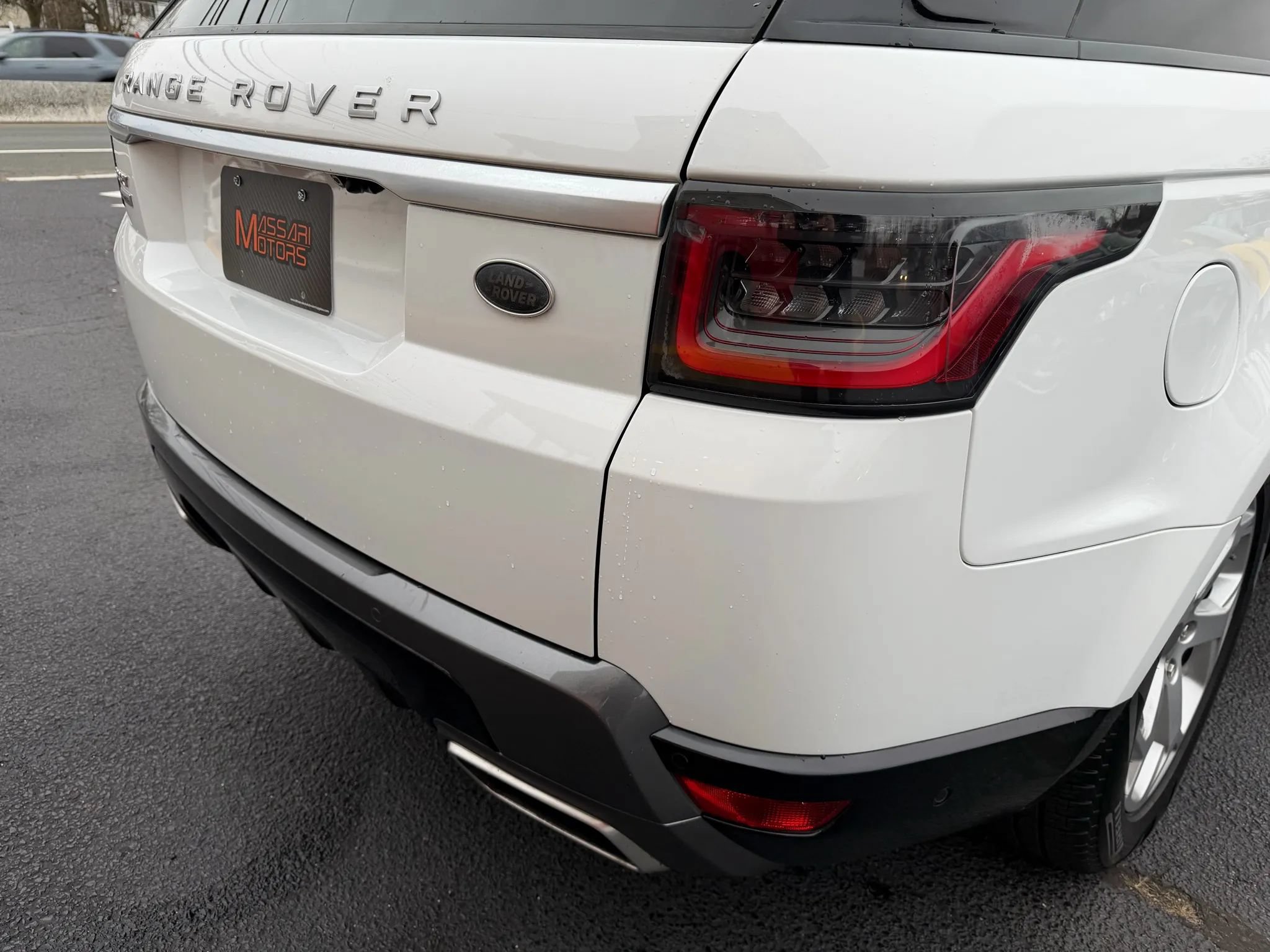 Used 2018 Land Rover Range Rover Sport Supercharged AWD/4WD image 33