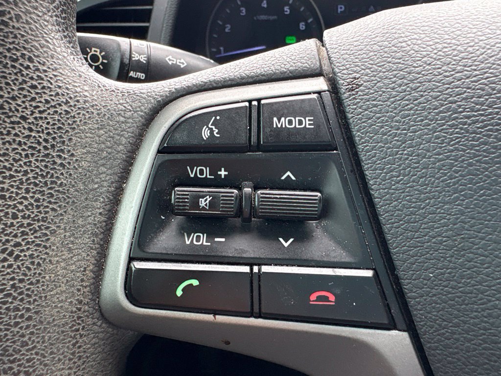 Used 2018 Hyundai Elantra SEL FWD image 26