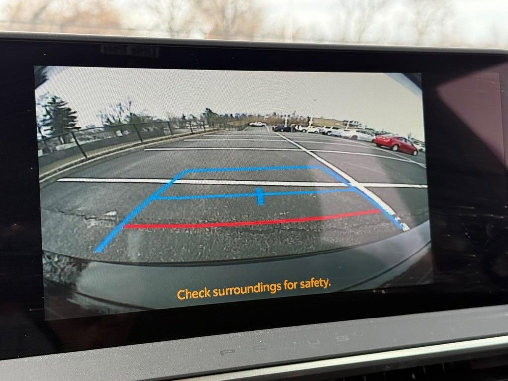 Used 2025 Toyota Prius XLE image 22