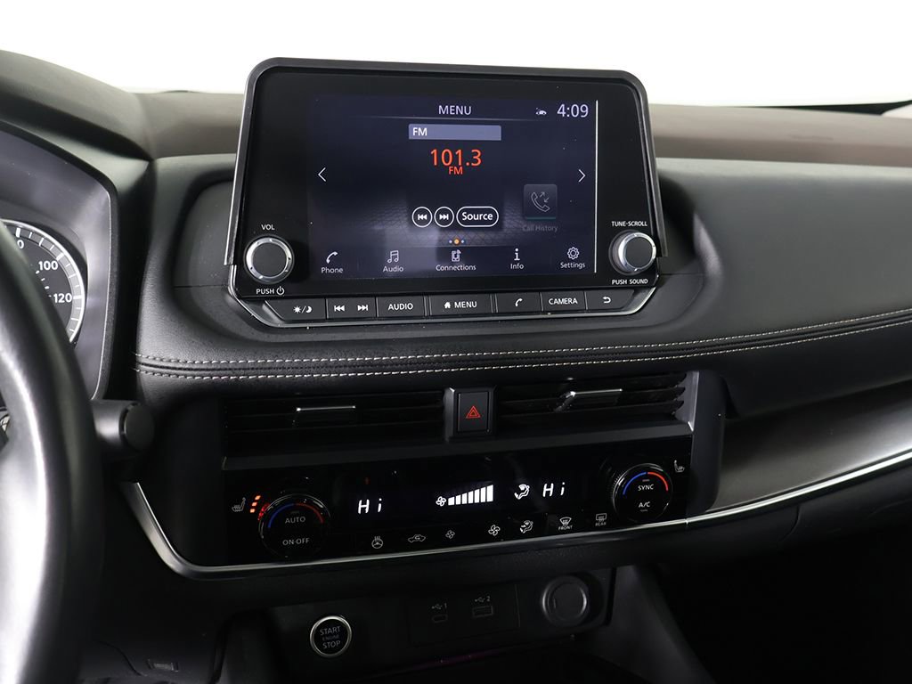 Used 2023 Nissan Rogue SV w/ SV Premium B Package image 40