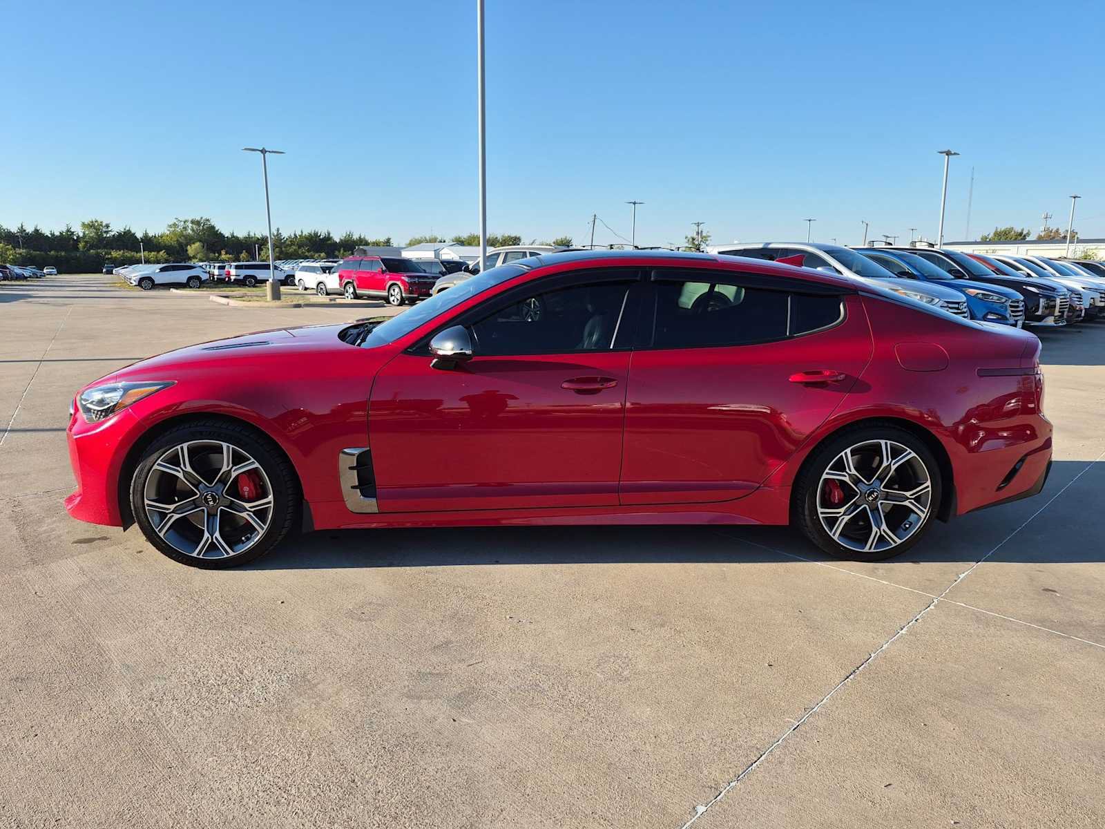 Used 2019 Kia Stinger GT2 AWD/4WD image 11