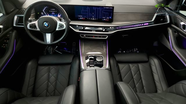 Used 2025 BMW X5 xDrive40i w/ M Sport Package AWD/4WD image 52