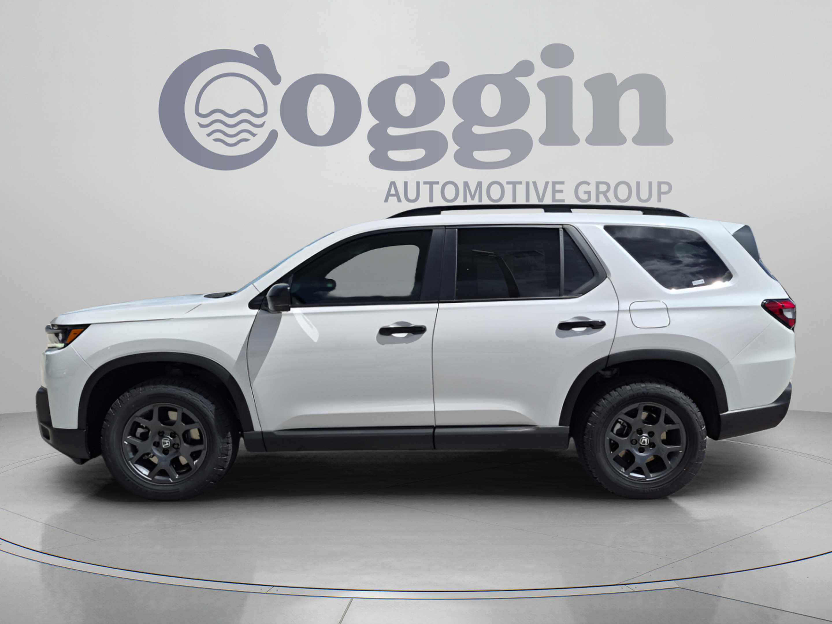 New 2026 Honda Pilot TrailSport image 2