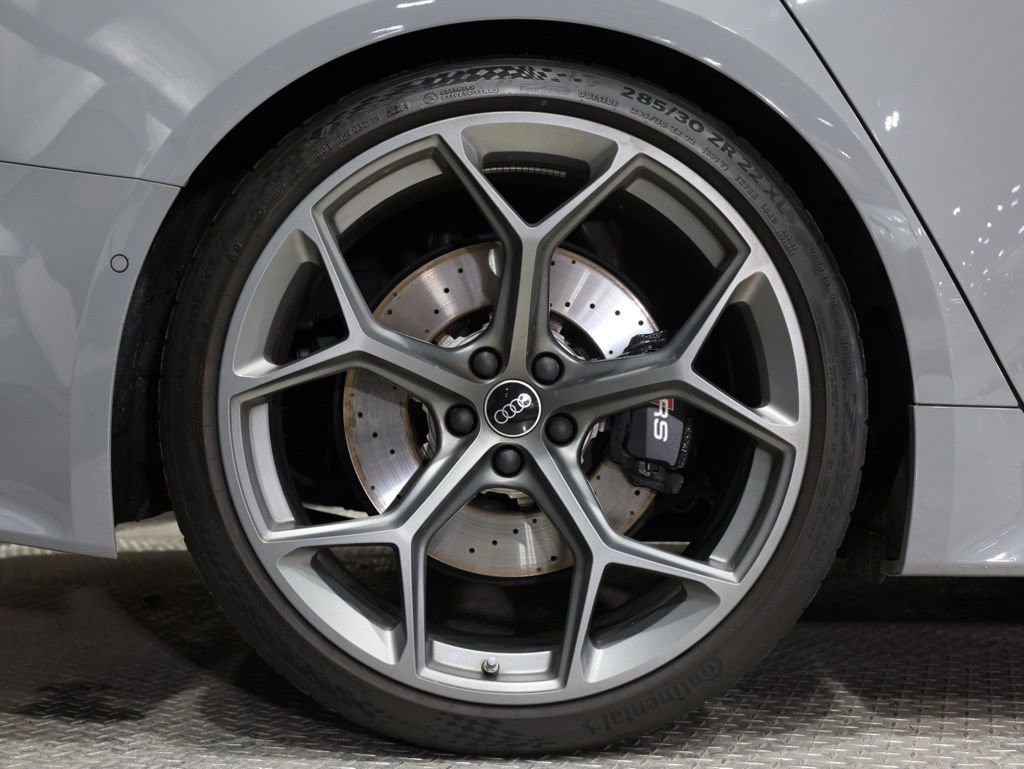 Used 2025 Audi RS 6 performance w/ Blue RS Design Package Plus image 52