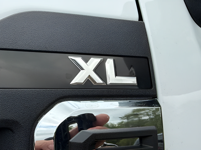 New 2026 Ford F350 XL w/ FX4 Off-Road Package AWD/4WD image 17