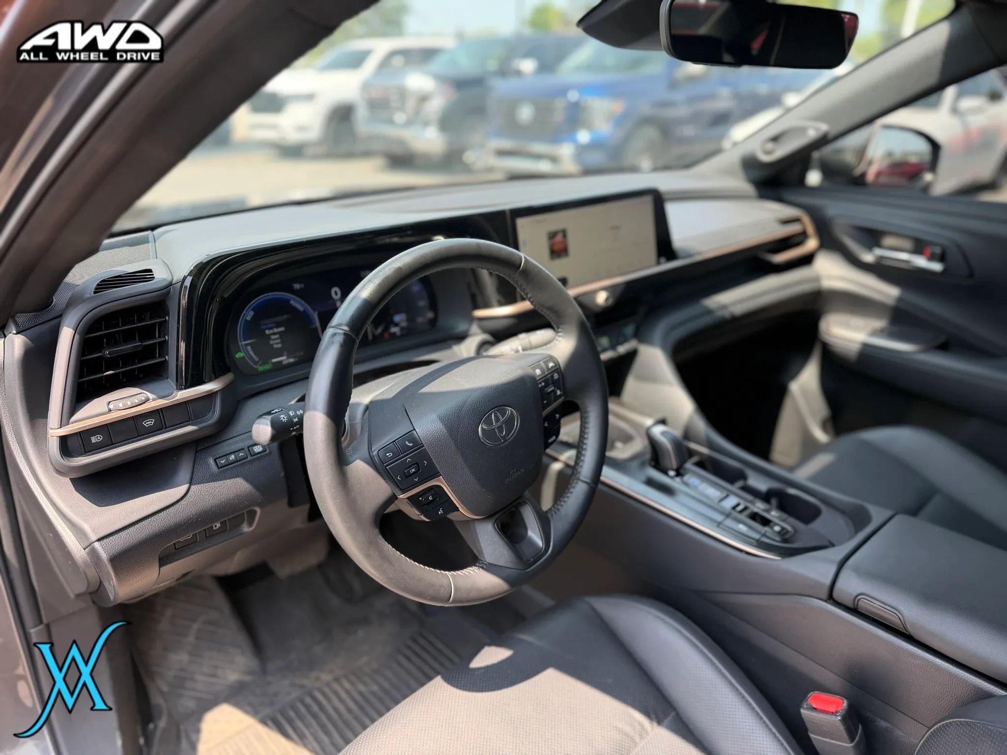 Used 2023 Toyota Crown AWD/4WD image 14