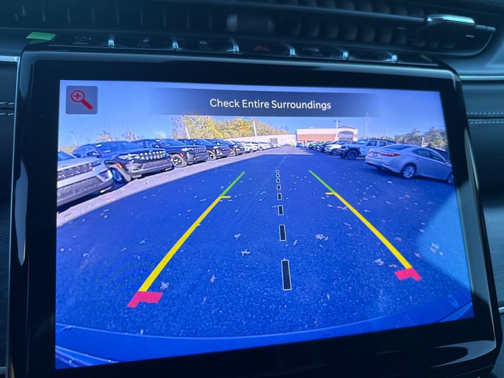 New 2025 Jeep Grand Cherokee L Laredo w/ Luxury Tech Group I image 19