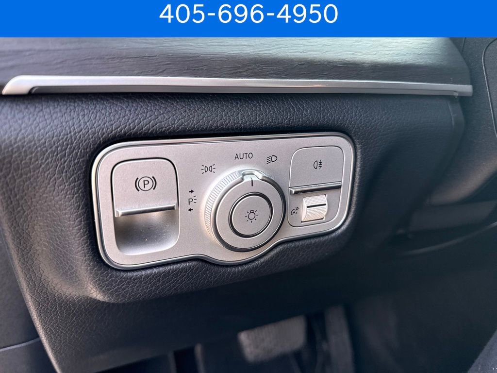 Used 2021 Mercedes-Benz GLS 450 4MATIC image 34