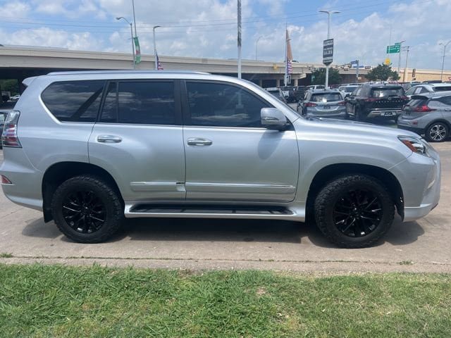 Used 2014 Lexus GX 460 AWD/4WD image 4